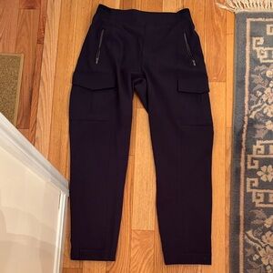 Athleta Women’s Navy Cargo Style Pants/Joggers size 8